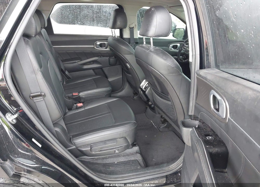 2023 KIA SORENTO VIN: 5XYRKDLF2PG221001