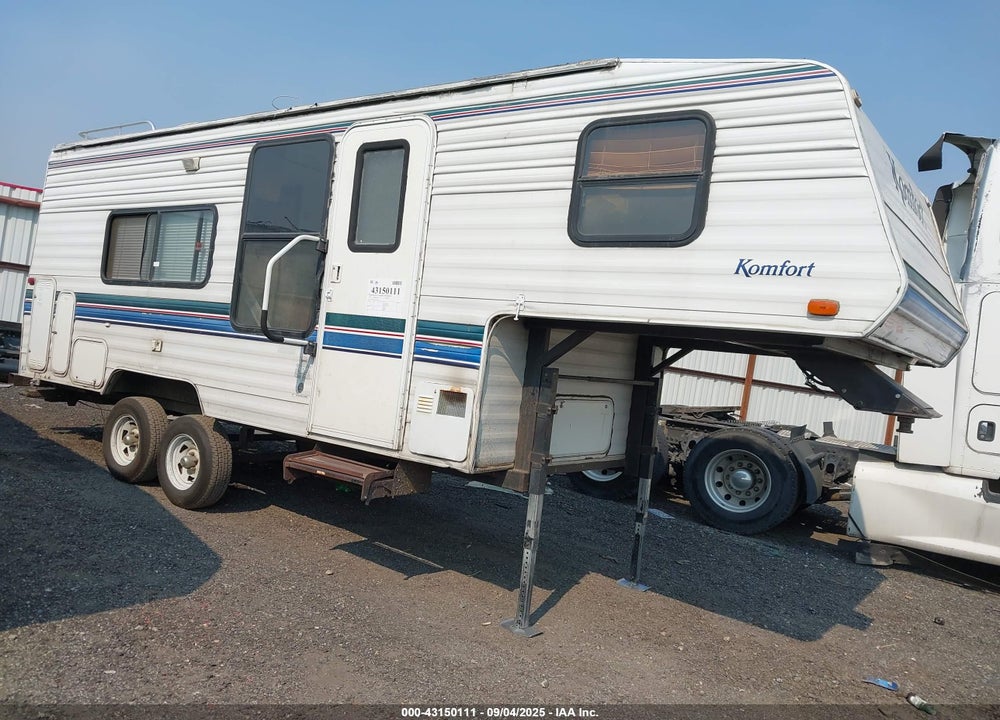 1999 KOMFORT OTHER VIN: 1K53KLK28X1021781