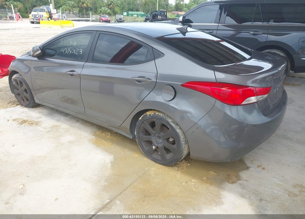 2013 HYUNDAI ELANTRA VIN: 5NPDH4AE4DH238602