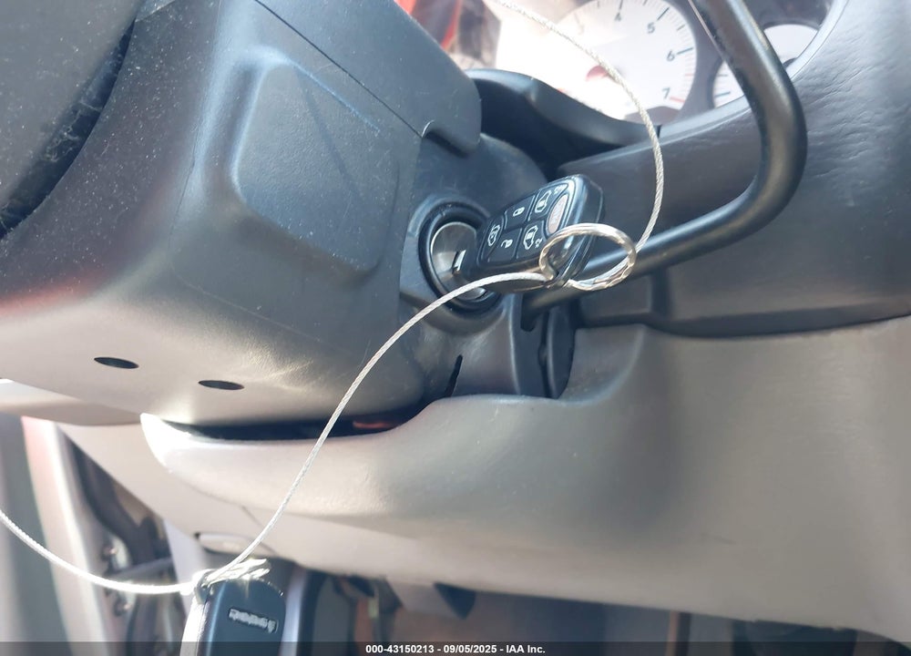 2005 DODGE GRAND CARAVAN SXT VIN: 2D4GP44L25R132392