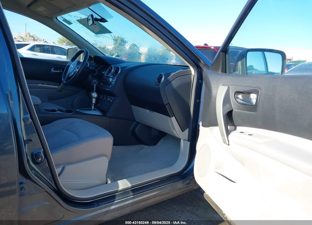 2013 NISSAN ROGUE S VIN: JN8AS5MVXDW108683