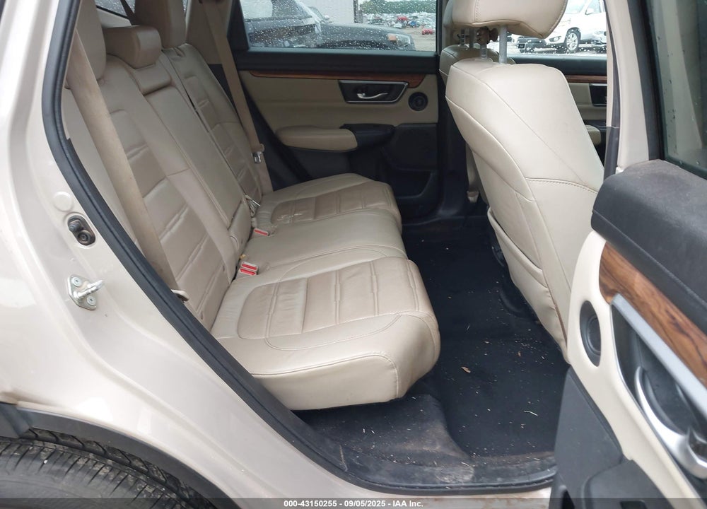 2017 HONDA CR-V VIN: 5J6RW2H82HL053170