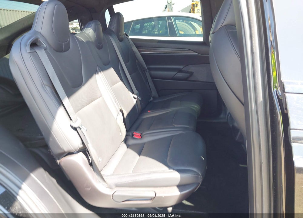 2023 TESLA MODEL X DUAL MOTOR ALL-WHEEL DRIVE/STANDARD RANGE VIN: 7SAXCAE55PF378572