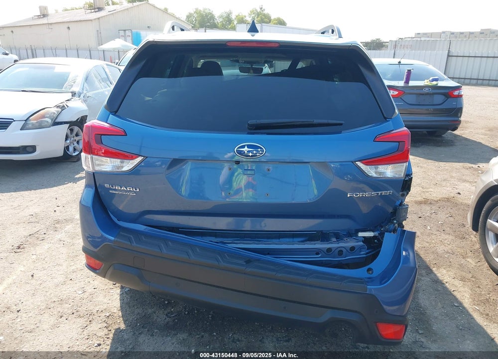 2024 SUBARU FORESTER VIN: JF2SKALC7RH421003