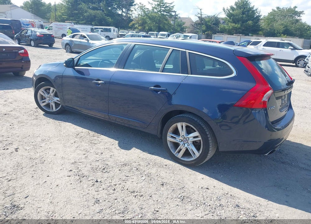 2015 VOLVO V60 VIN: YV1612SK9F1253302