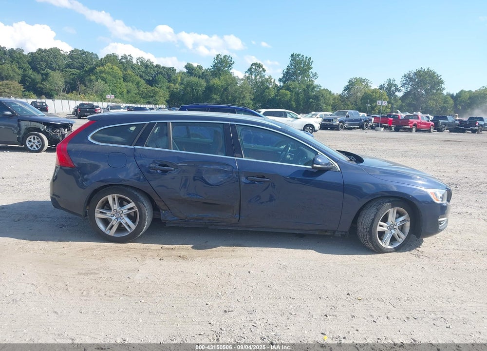 2015 VOLVO V60 VIN: YV1612SK9F1253302