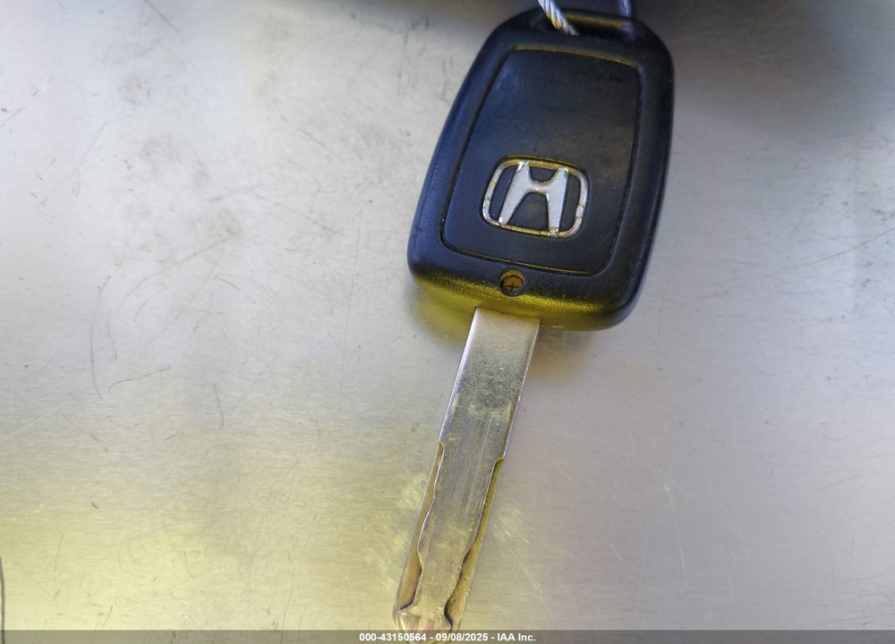 2018 HONDA CIVIC VIN: 2HGFC2F51JH583743