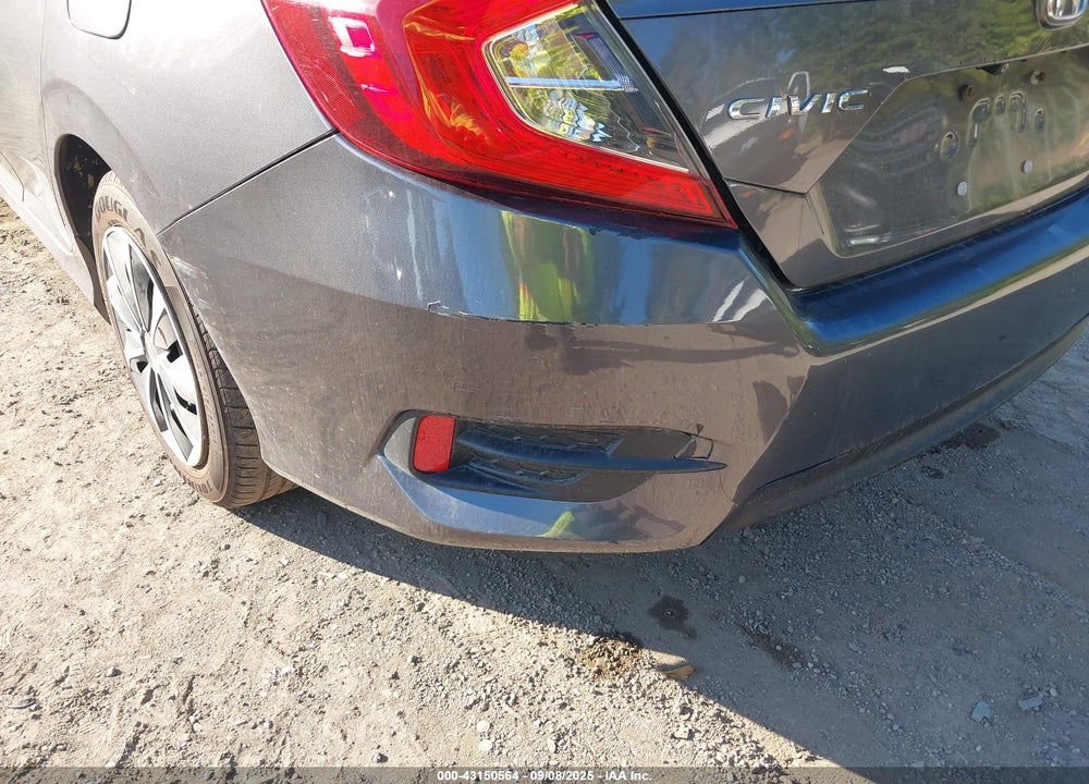 2018 HONDA CIVIC VIN: 2HGFC2F51JH583743