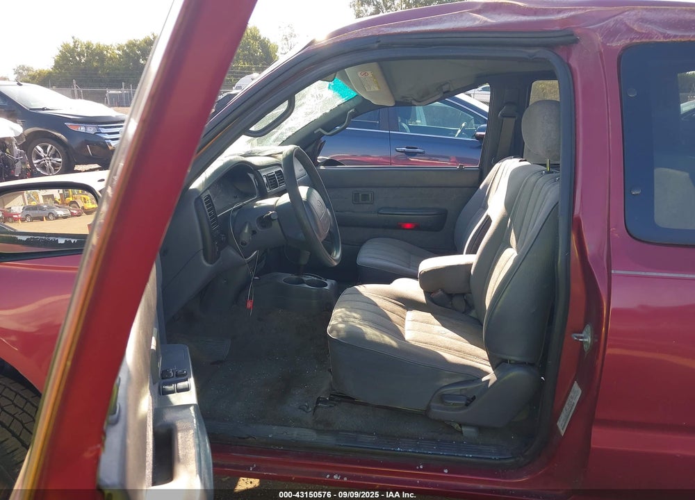 2000 TOYOTA TACOMA VIN: 5TESM92N9YZ702341