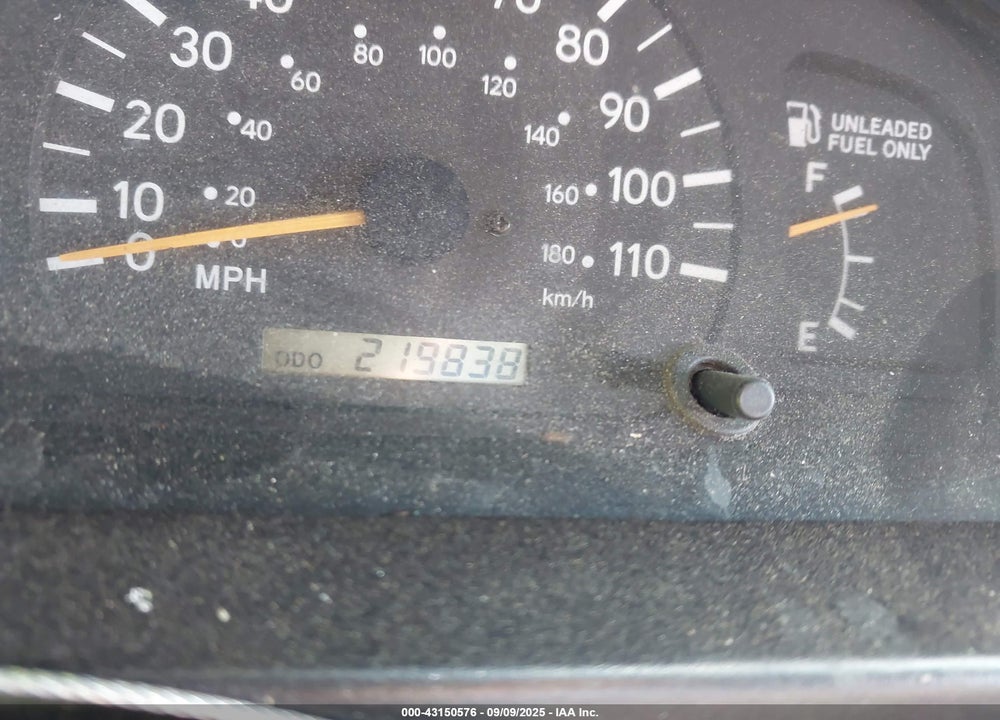 2000 TOYOTA TACOMA VIN: 5TESM92N9YZ702341