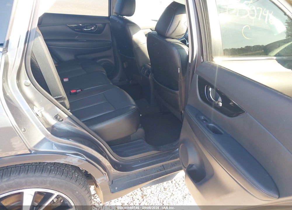 2019 NISSAN ROGUE SL VIN: 5N1AT2MVXKC770426