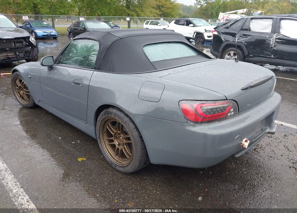 2001 HONDA S2000 VIN: JHMAP11471T004536