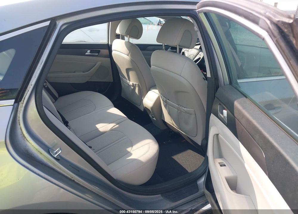2016 HYUNDAI SONATA SPORT VIN: 5NPE34AF5GH263752