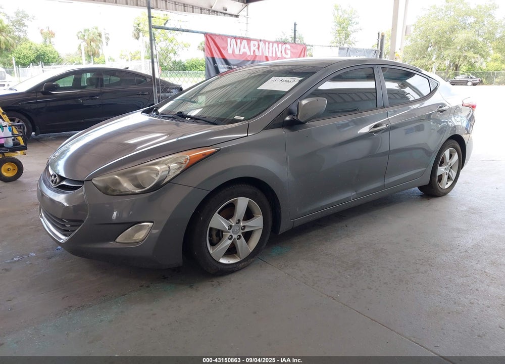 2013 HYUNDAI ELANTRA VIN: 5NPDH4AE3DH296720