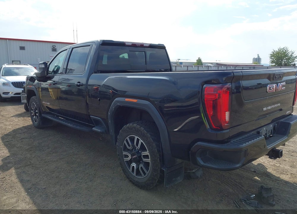 2022 GMC SIERRA 2500HD 4WD  LONG BED AT4/4WD  STANDARD BED AT4 VIN: 1GT49PEY5NF151824