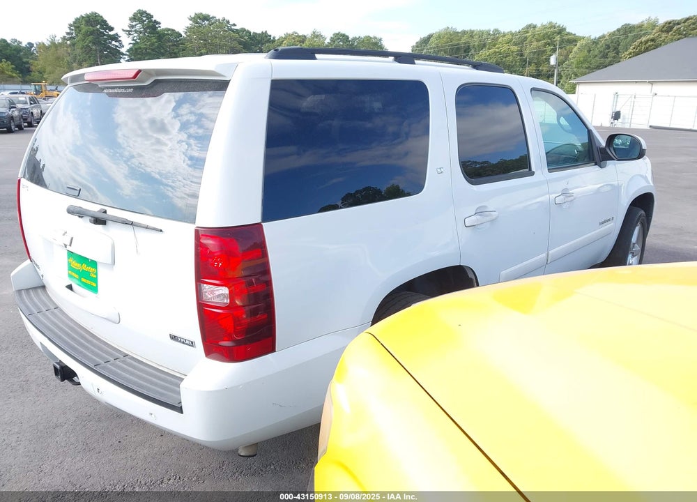 2008 CHEVROLET TAHOE LT VIN: 1GNFC13028J195471