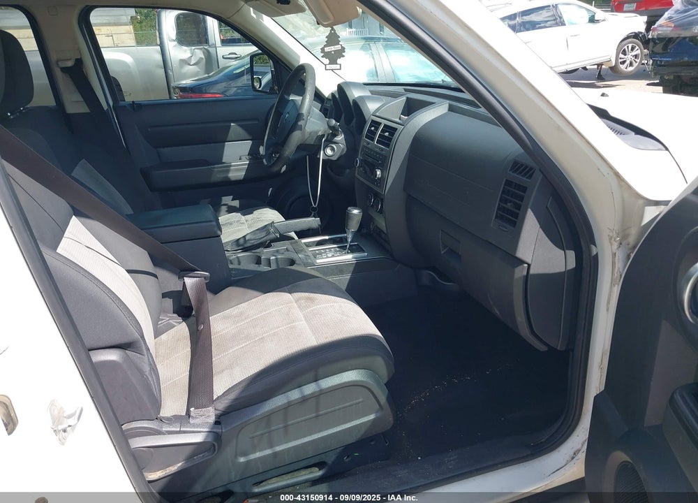 2009 DODGE NITRO VIN: 1D8GU28KX9W555554