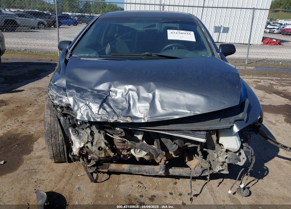 2011 HONDA CIVIC VP VIN: 19XFA1F33BE027105
