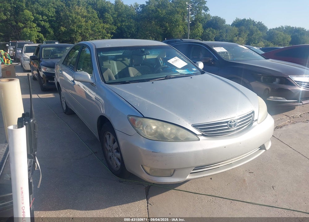 2005 TOYOTA CAMRY XLE VIN: 4T1BE32K25U505317