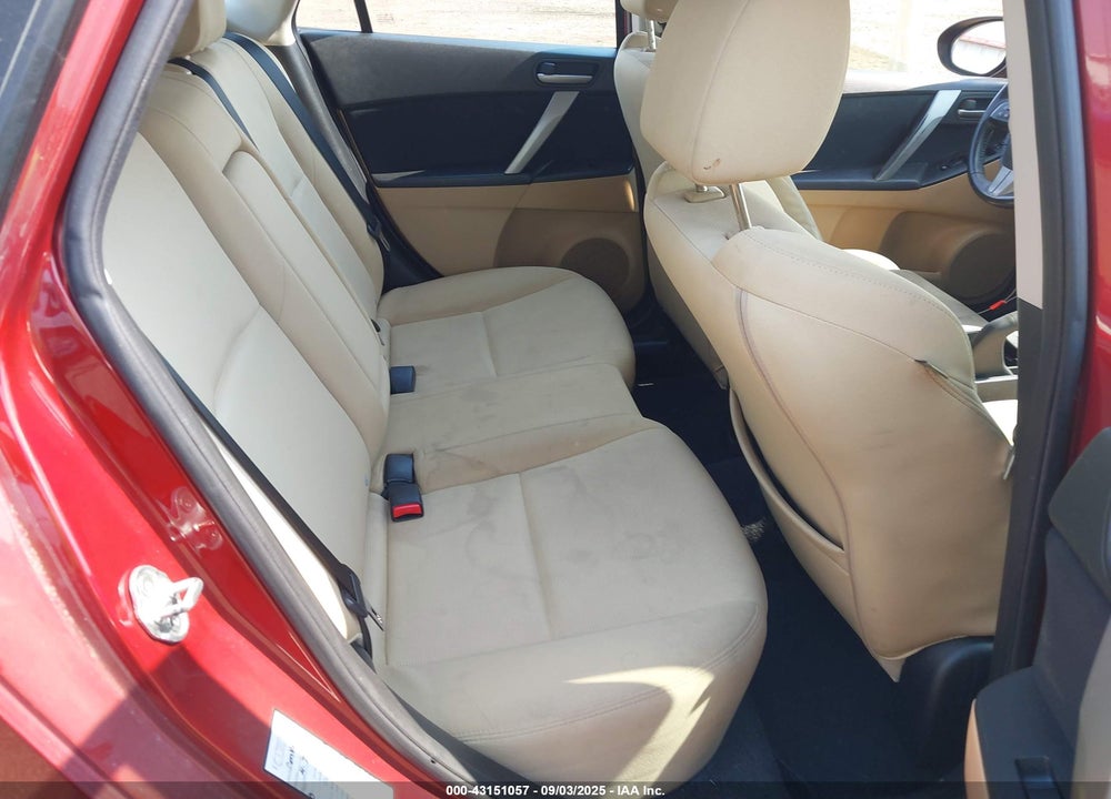 2011 MAZDA 3 VIN: JM1BL1K55B1470357