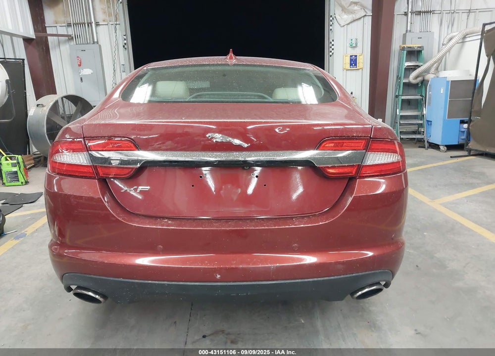 2013 JAGUAR XF VIN: SAJWA0E78D8U06145