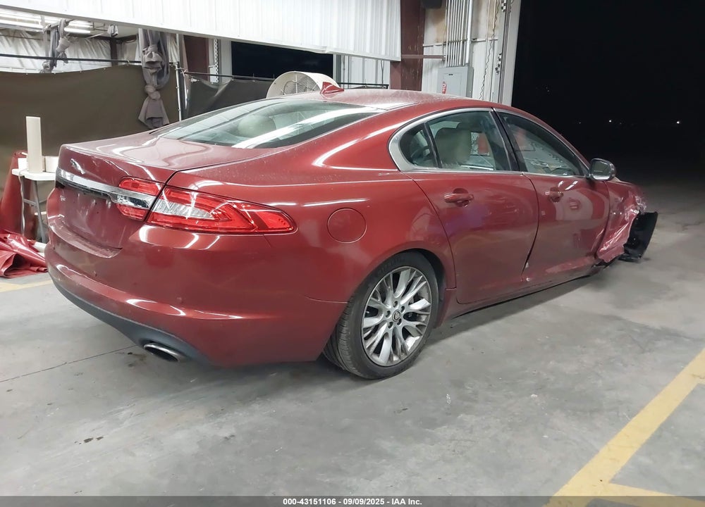 2013 JAGUAR XF VIN: SAJWA0E78D8U06145