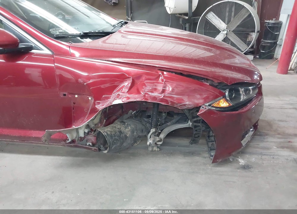 2013 JAGUAR XF VIN: SAJWA0E78D8U06145