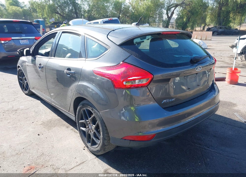 2016 FORD FOCUS SE VIN: 1FADP3K24GL383842