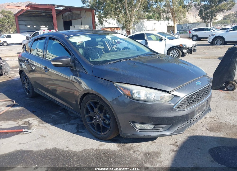 2016 FORD FOCUS SE VIN: 1FADP3K24GL383842