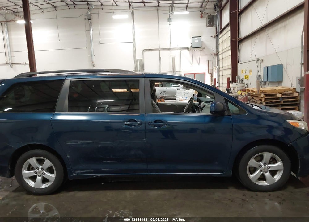 2011 TOYOTA SIENNA LE V6 VIN: 5TDKK3DC5BS019684