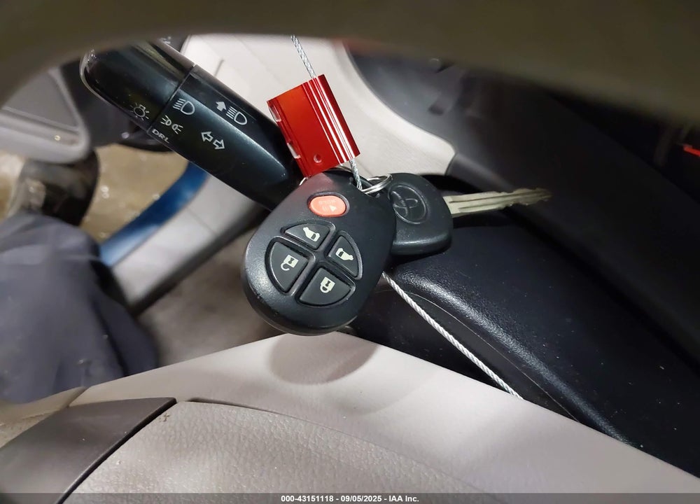 2011 TOYOTA SIENNA LE V6 VIN: 5TDKK3DC5BS019684