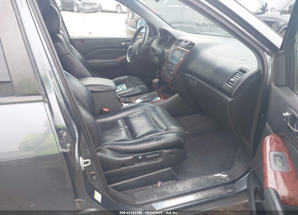 2005 ACURA MDX VIN: 2HNYD18605H519732