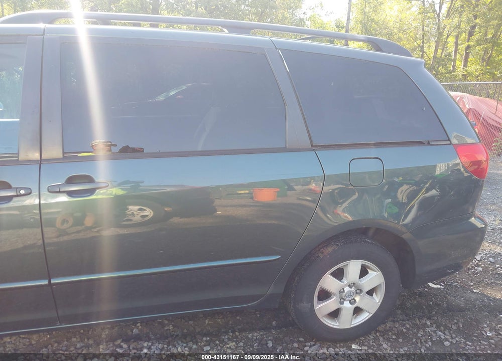2004 TOYOTA SIENNA LE VIN: 5TDZA23C04S091943