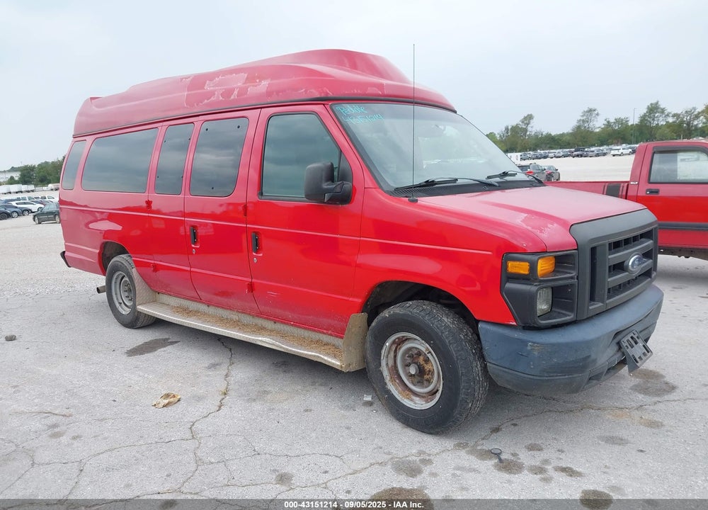 2011 FORD E-350 SUPER DUTY XL VIN: 1FBSS3BL3BDB09080