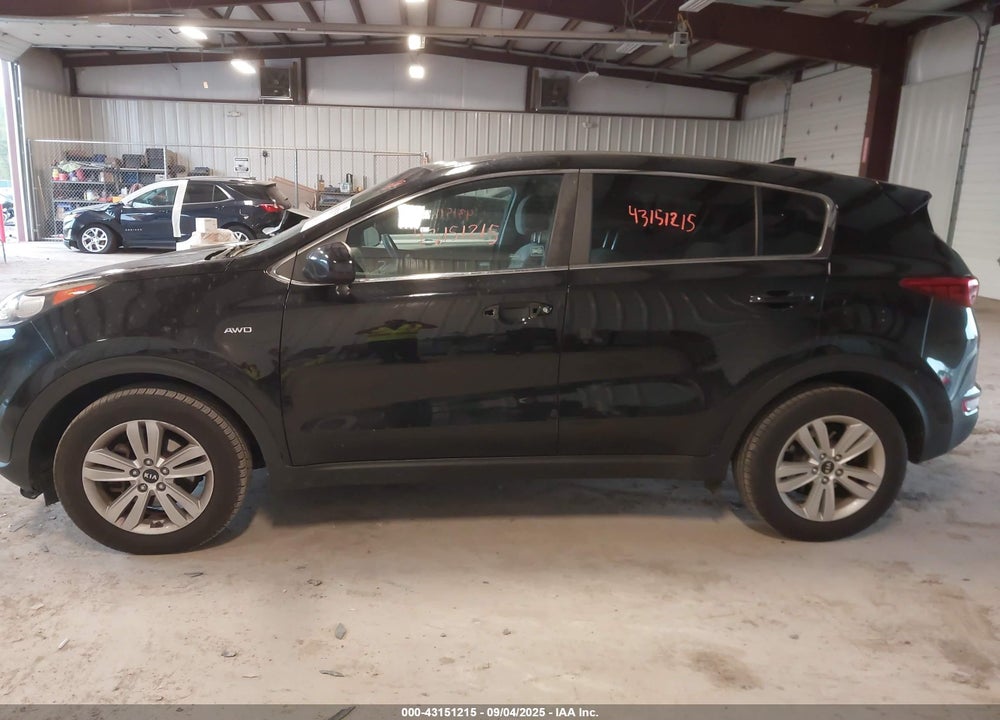 2018 KIA SPORTAGE VIN: KNDPMCAC6J7400490
