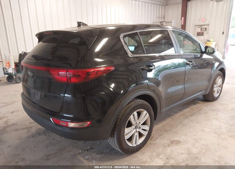 2018 KIA SPORTAGE VIN: KNDPMCAC6J7400490