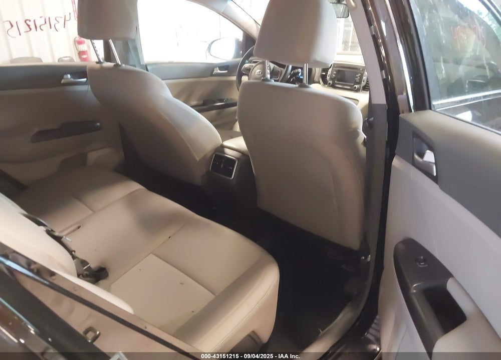 2018 KIA SPORTAGE VIN: KNDPMCAC6J7400490