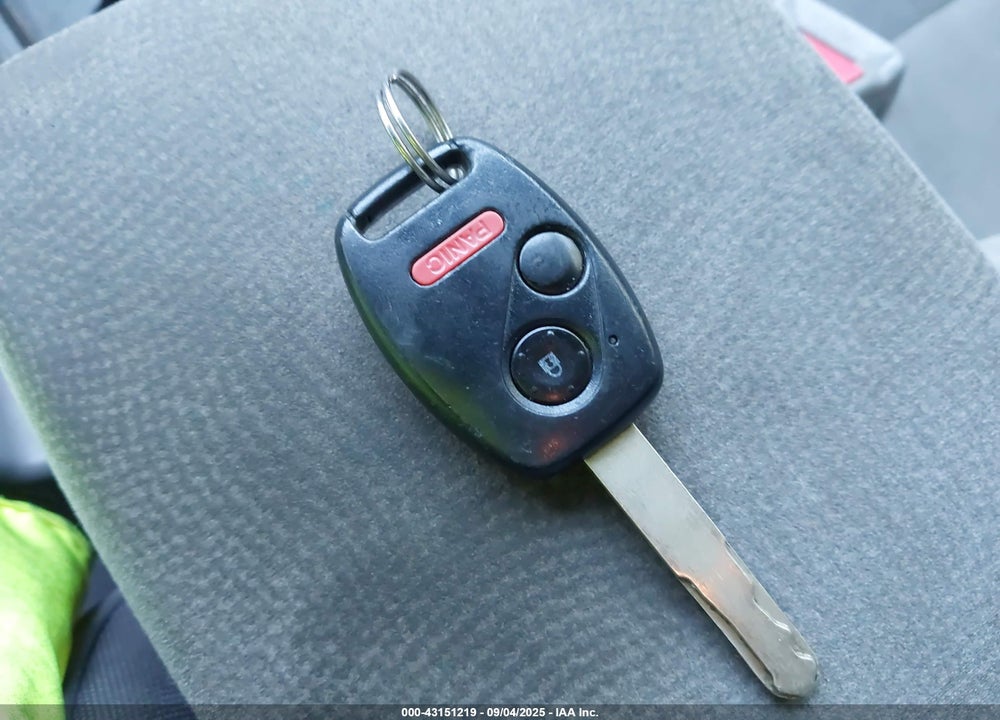 2008 HONDA CIVIC LX VIN: 1HGFA165X8L003936