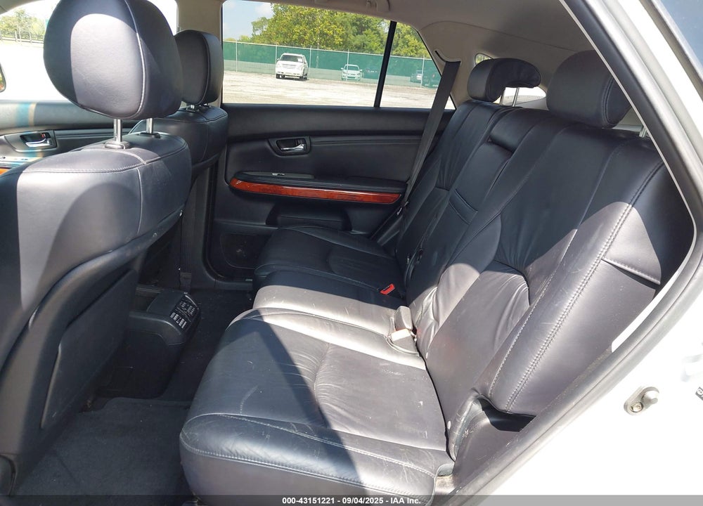2005 LEXUS RX 330 VIN: 2T2HA31U05C045788