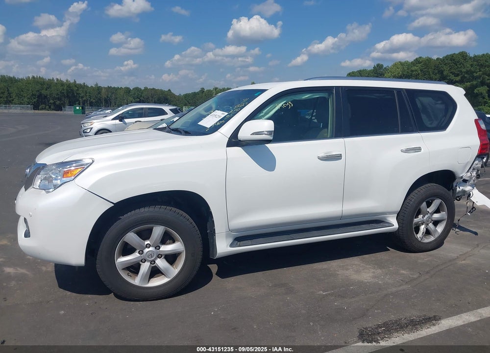 2011 LEXUS GX 460 VIN: JTJBM7FX5B5024405