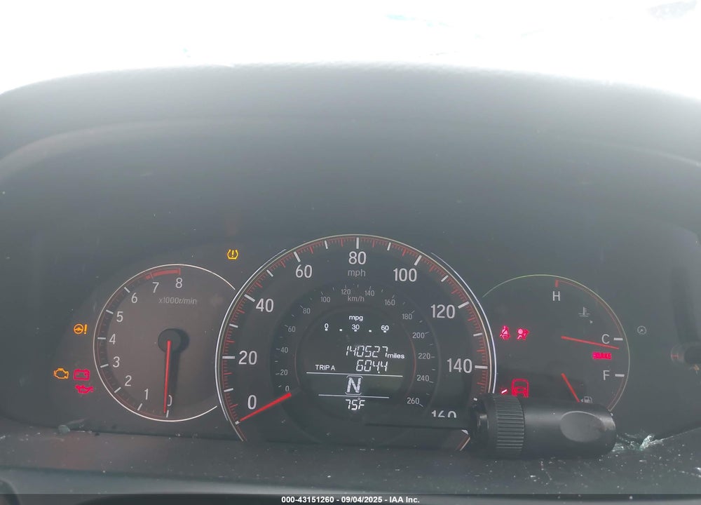 2016 HONDA ACCORD VIN: 1HGCR2F5XGA164850