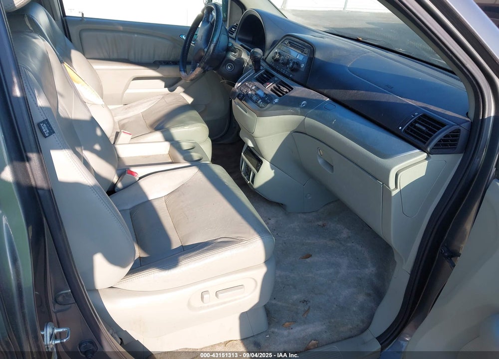 2008 HONDA ODYSSEY EX-L VIN: 5FNRL387X8B082821