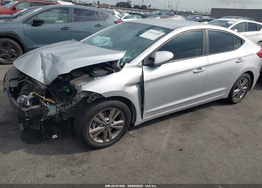2018 HYUNDAI ELANTRA VIN: 5NPD84LF0JH367857