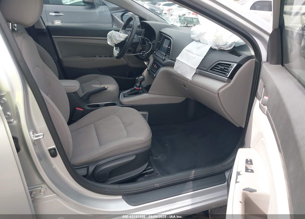 2018 HYUNDAI ELANTRA VIN: 5NPD84LF0JH367857