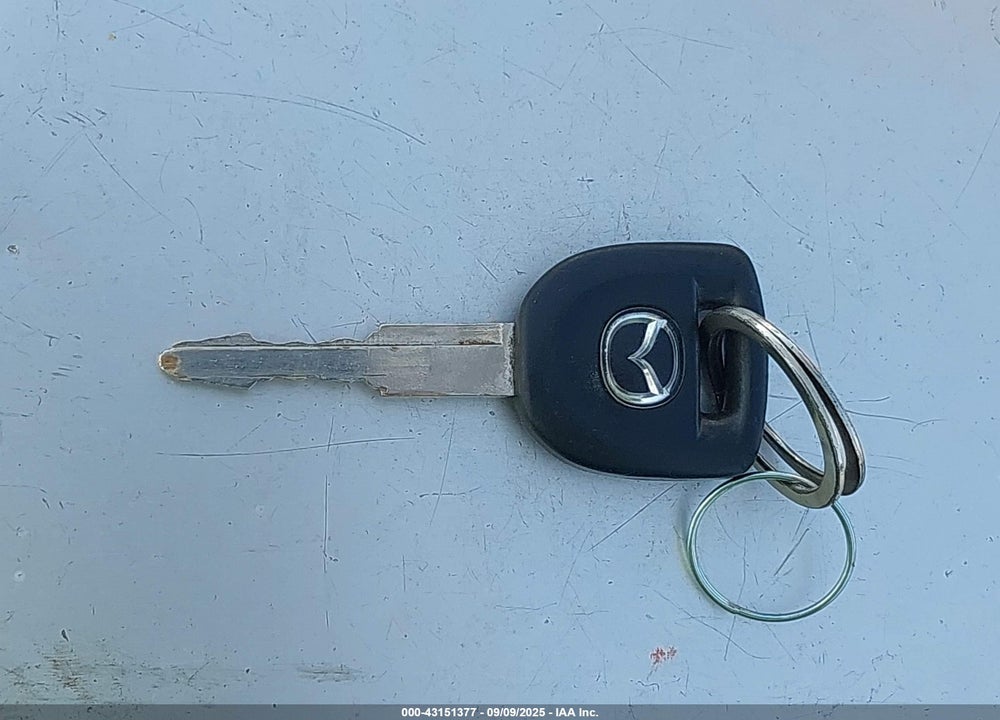 2005 MAZDA 3 S VIN: JM1BK343151229037