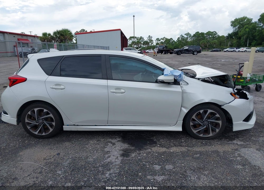 2018 TOYOTA COROLLA VIN: JTNKARJE1JJ565076