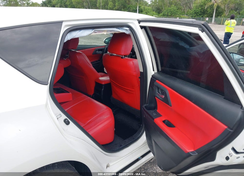 2018 TOYOTA COROLLA VIN: JTNKARJE1JJ565076