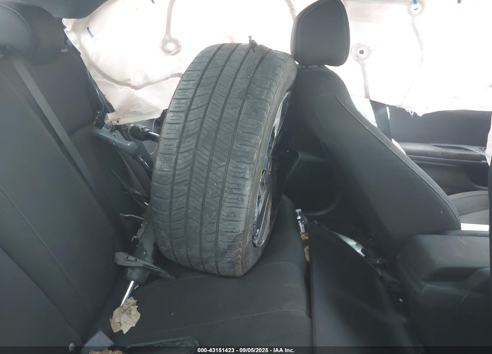 2018 HONDA CIVIC VIN: SHHFK7H27JU226718