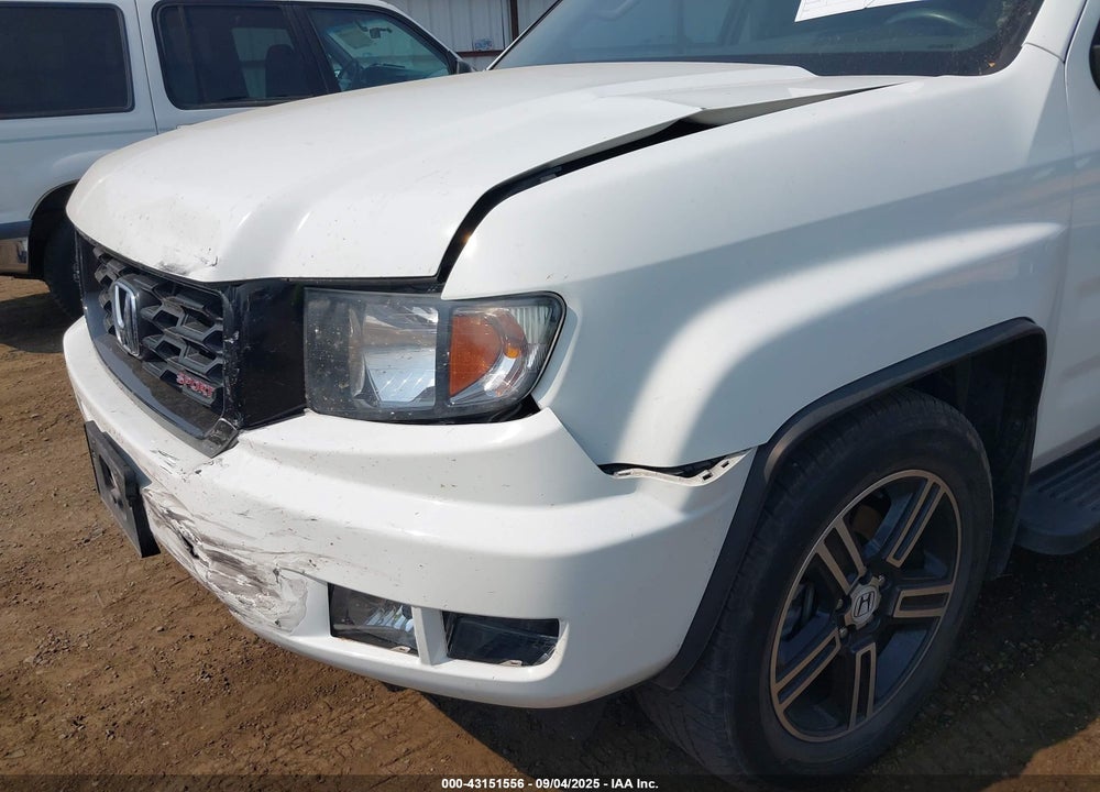 2014 HONDA RIDGELINE VIN: 5FPYK1F76EB014797