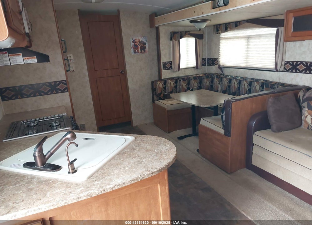 2011 KEYSTONE BULLET PREMIER ULTRA VIN: 4YDT27R2XBD421687